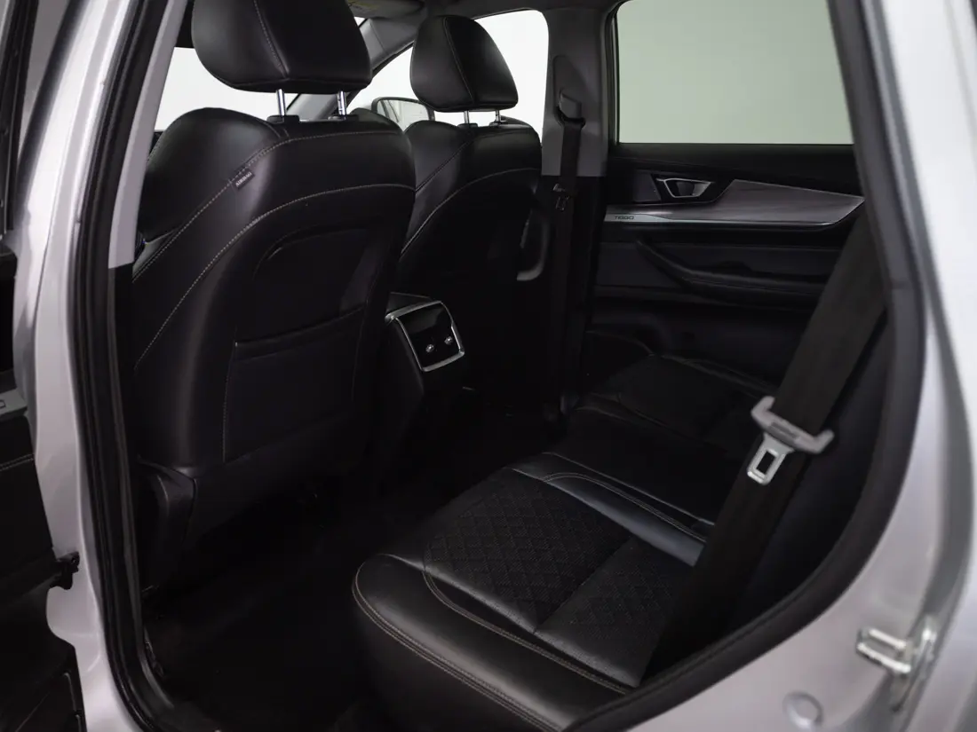 Chery Tiggo 8 Pro — foto 13 de 19