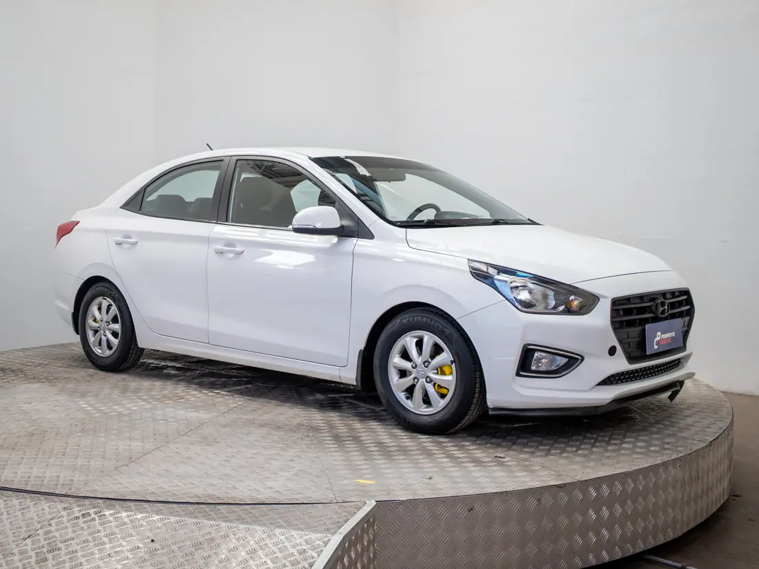 Hyundai Verna — foto 2 de 19
