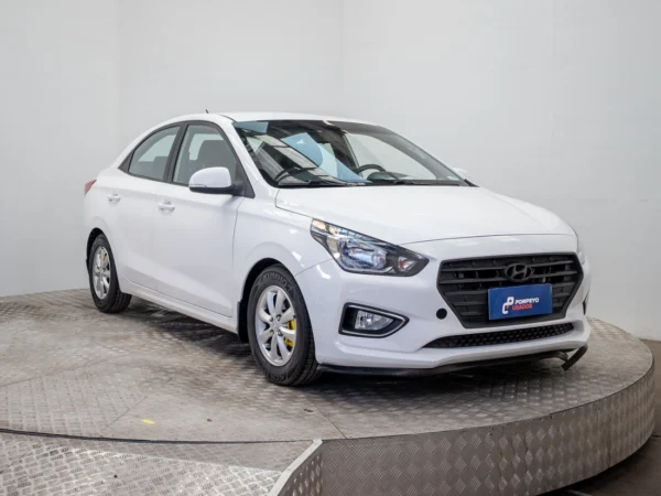 HYUNDAI VERNA 2022 usado — Pompeyo Carrasco — foto 9