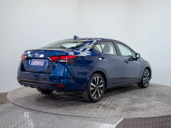 NISSAN VERSA 2022 usado — Pompeyo Carrasco — foto 6