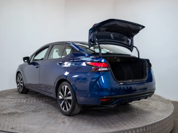 NISSAN VERSA 2022 usado — Pompeyo Carrasco — foto 9