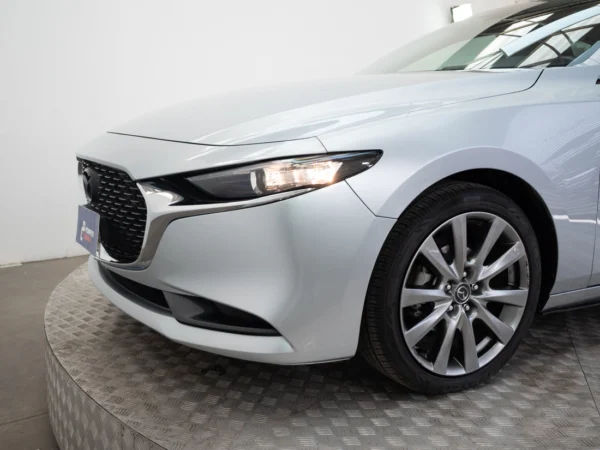 MAZDA 3 2016 usado — Pompeyo Carrasco — foto 17