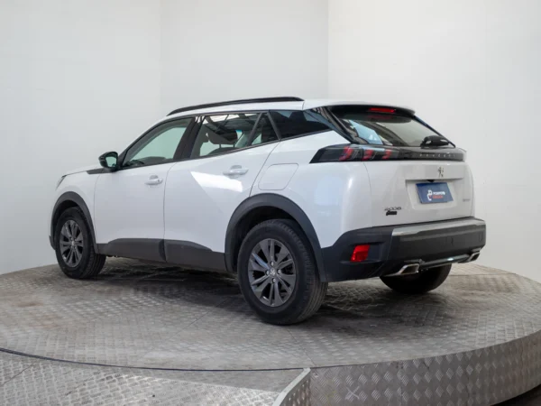 Peugeot 2008 2022 usado — Pompeyo Carrasco — foto 4