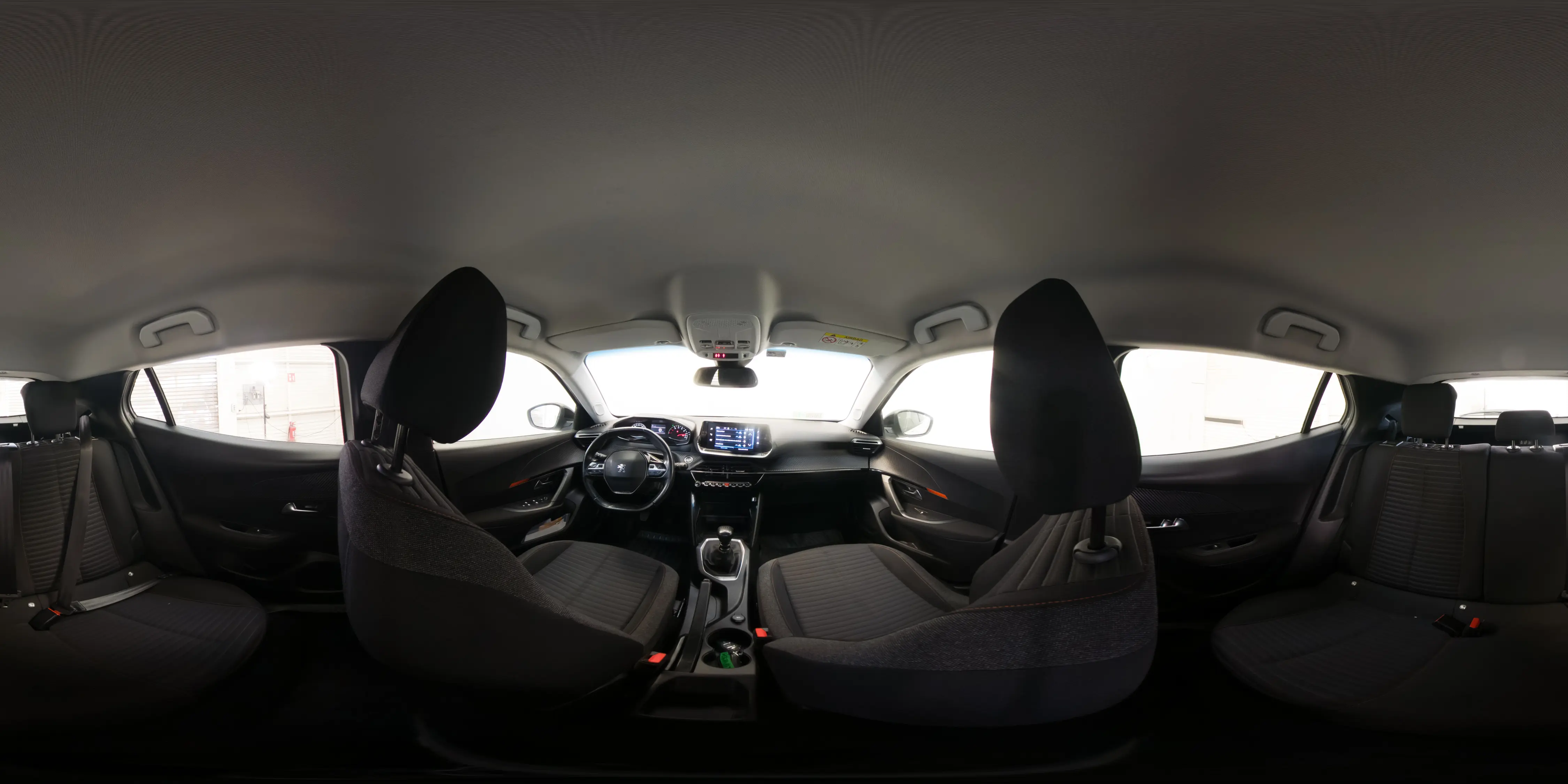 Peugeot 2008 — foto 19 de 19