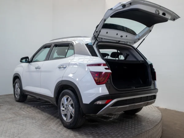 HYUNDAI CRETA 2022 usado — Pompeyo Carrasco — foto 9