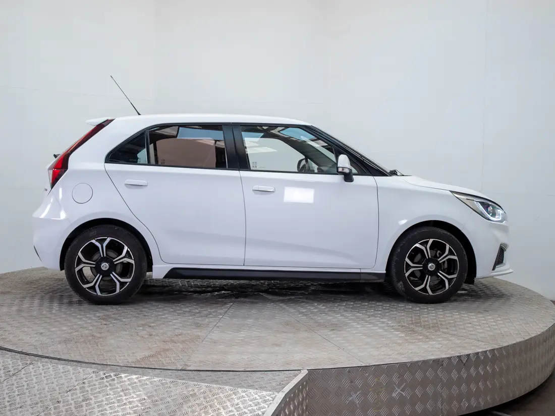 MG 3 3 1.5 COM MT 2022