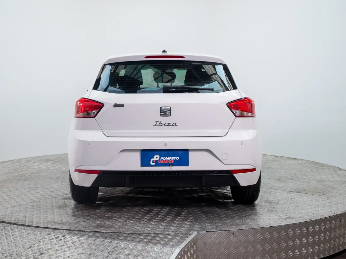 SEAT Ibiza — foto 5 de 18