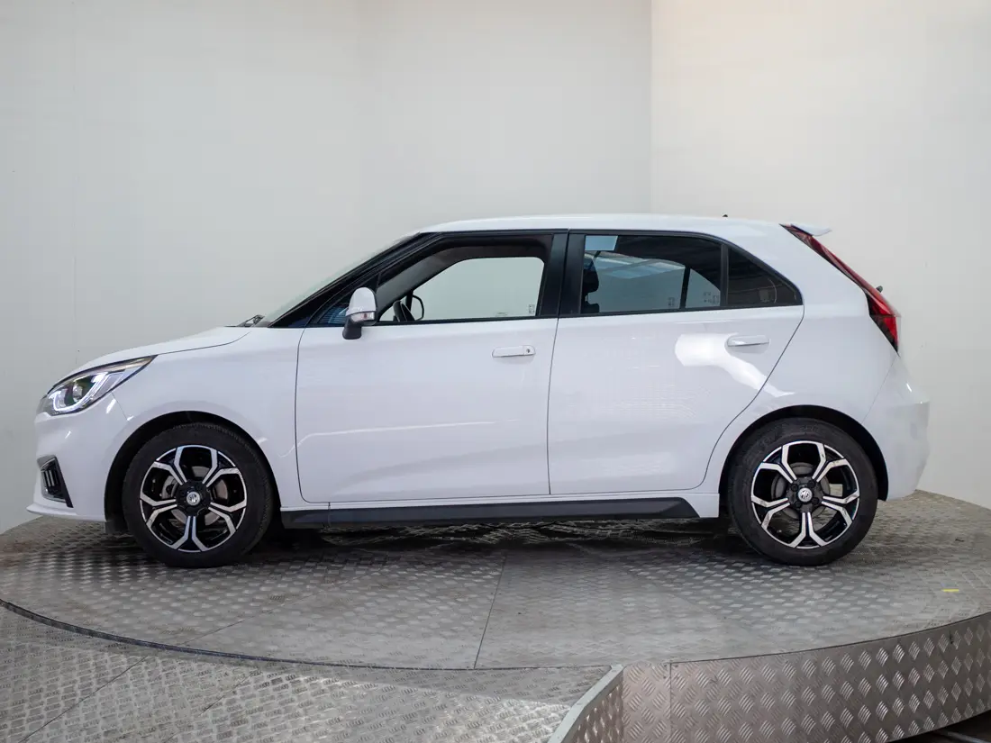 MG 3 — foto 3 de 19