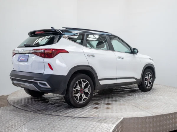 Kia SELTOS 2022 usado — Pompeyo Carrasco — foto 6