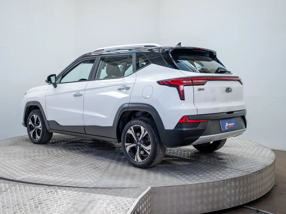 JAC Js4 — foto 4 de 18