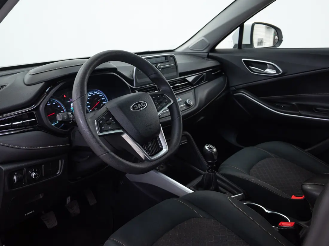 JAC Js4 — foto 10 de 18
