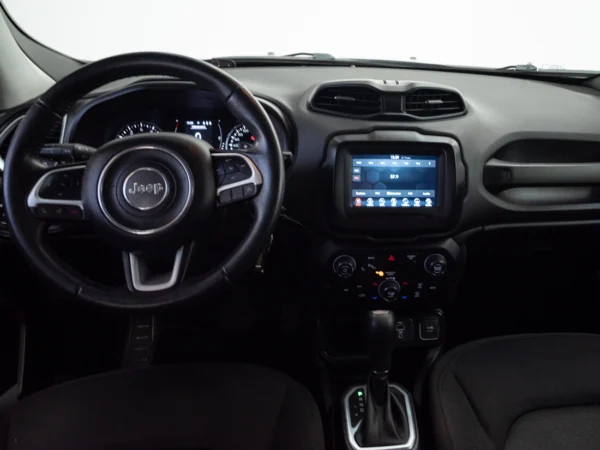 JEEP RENEGADE 2023 usado — Pompeyo Carrasco — foto 14