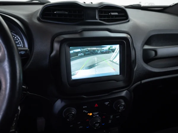 JEEP RENEGADE 2023 usado — Pompeyo Carrasco — foto 18