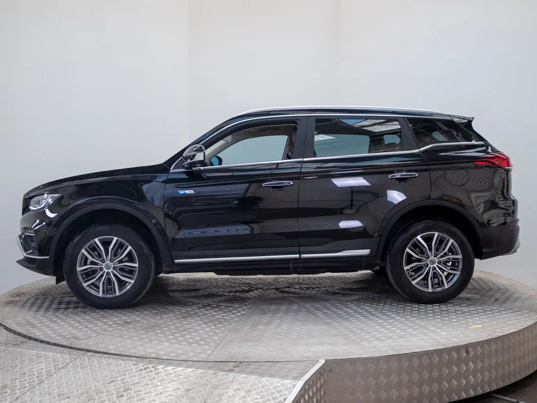 Geely Azkarra — foto 3 de 21