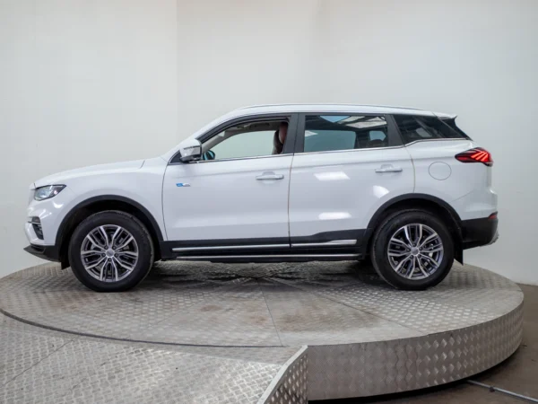 Geely AZKARRA 2023 usado — Pompeyo Carrasco — foto 3