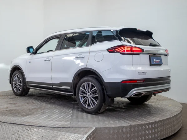Geely AZKARRA 2023 usado — Pompeyo Carrasco — foto 4