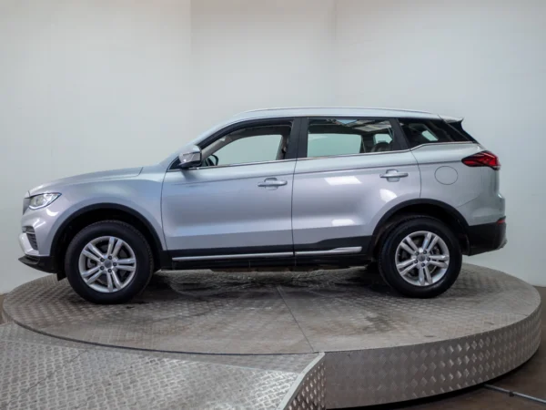 Geely AZKARRA 2023 usado — Pompeyo Carrasco — foto 3