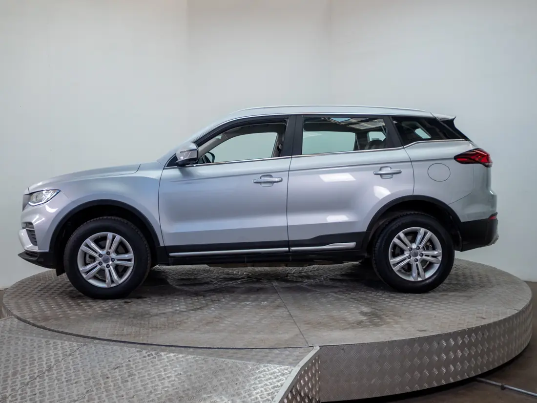 Geely Azkarra — foto 3 de 19