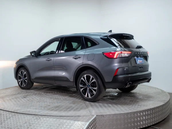 FORD ESCAPE 2023 usado — Pompeyo Carrasco — foto 4