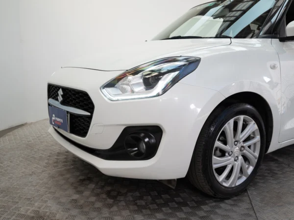 SUZUKI SWIFT 2024 usado — Pompeyo Carrasco — foto 17