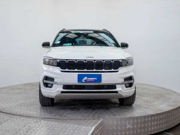 JEEP COMMANDER 2023 usado — Pompeyo Carrasco — foto 2