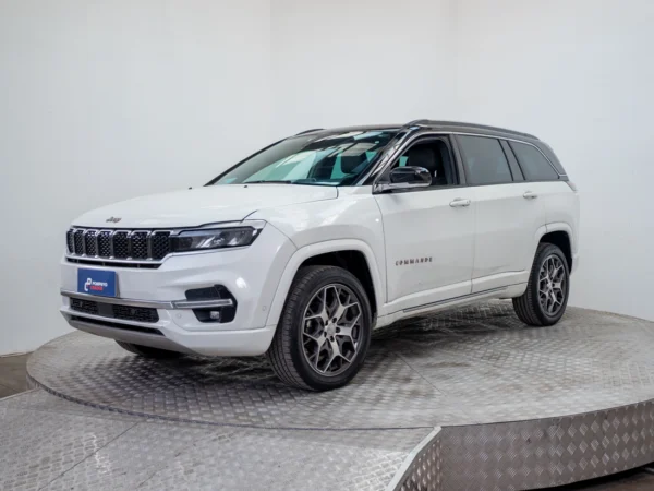 JEEP COMMANDER 2023 usado — Pompeyo Carrasco — foto 1