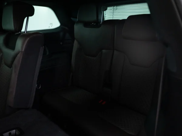 JEEP COMMANDER 2023 usado — Pompeyo Carrasco — foto 14