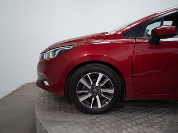 NISSAN VERSA 2023 usado — Pompeyo Carrasco — foto 15