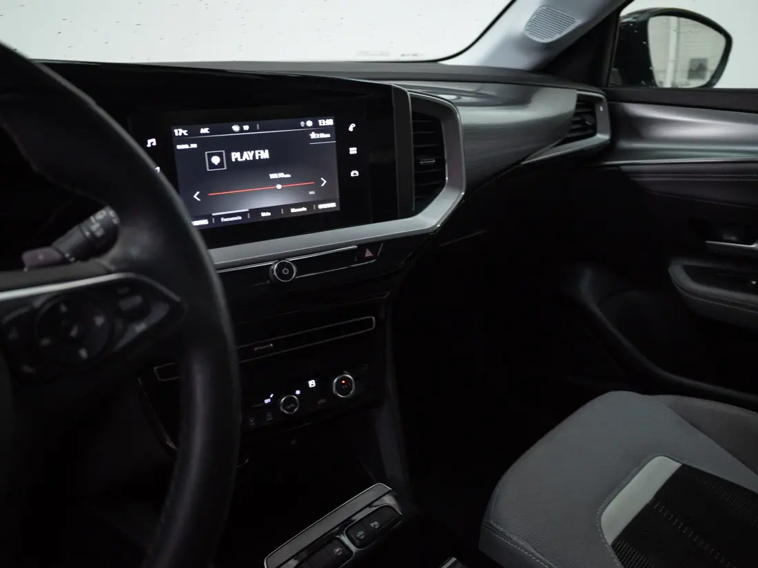 Opel Mokka — foto 11 de 19