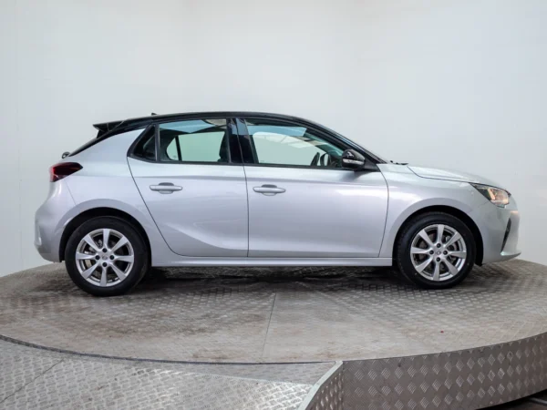 Opel CORSA 2023 usado — Pompeyo Carrasco — foto 8