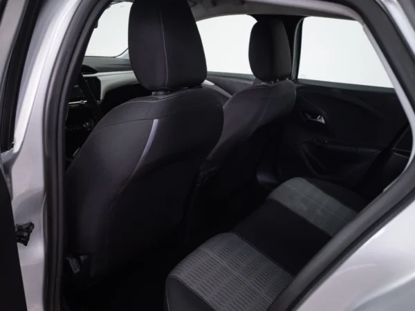 Opel CORSA 2023 usado — Pompeyo Carrasco — foto 12