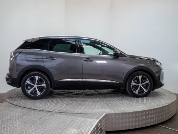 Peugeot 3008 2023 usado — Pompeyo Carrasco — foto 8