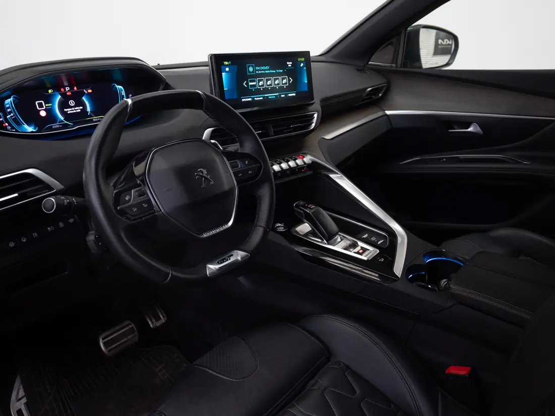 Peugeot 3008 — foto 20 de 22