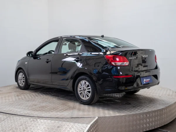Kia SOLUTO 2023 usado — Pompeyo Carrasco — foto 4
