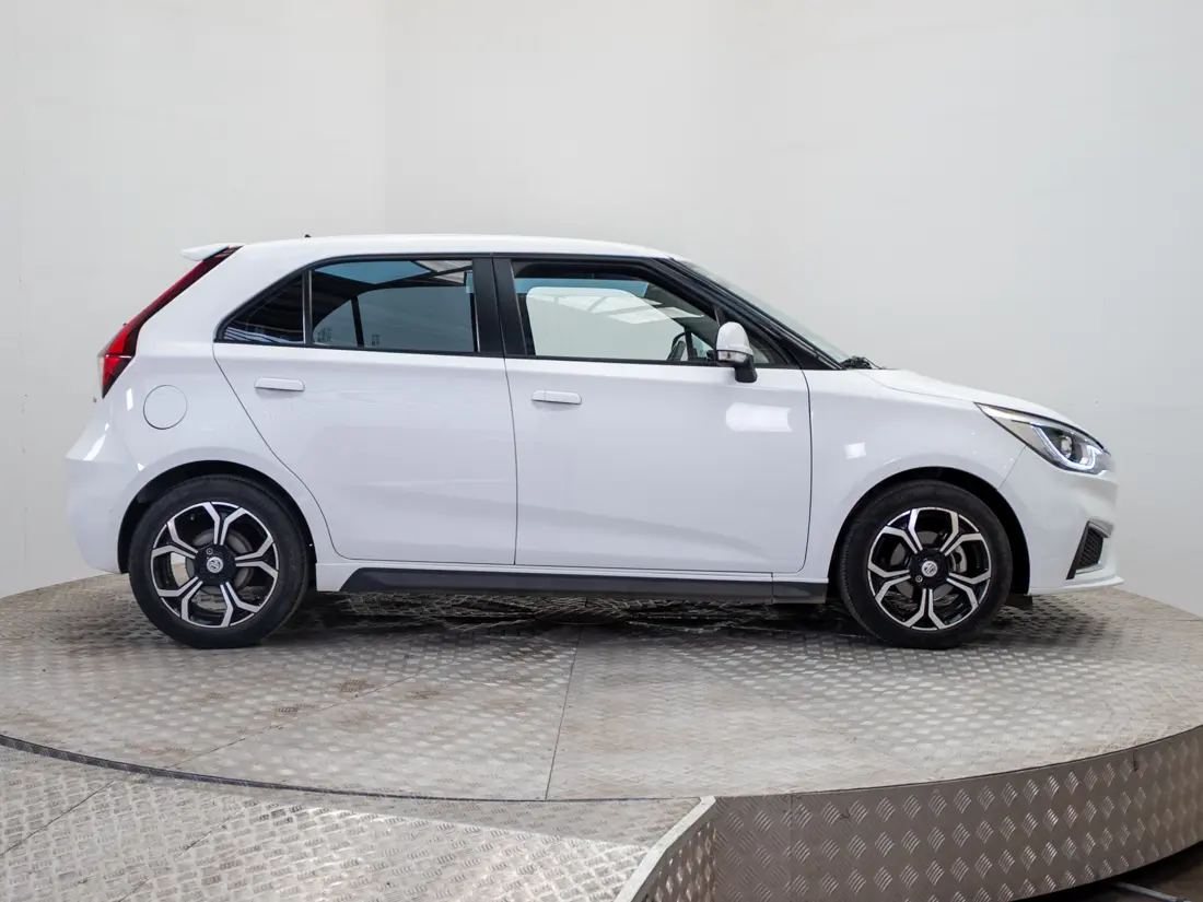 MG 3 — foto 7 de 19