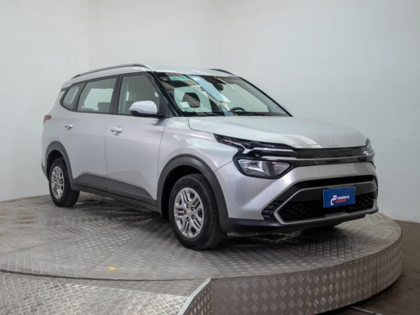 Kia CARENS 2023 usado — Pompeyo Carrasco — foto 8