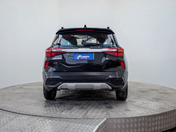 Kia SELTOS 2023 usado — Pompeyo Carrasco — foto 5