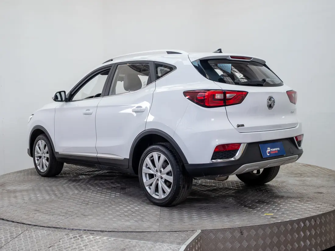 MG ZS 1.5 STD AT 2023