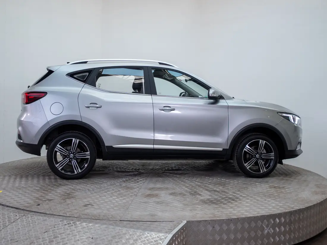MG ZS 1.5 COMFORT 4X2 MT 5P 2023