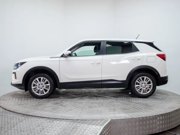 SSANGYONG KORANDO 2023 usado — Pompeyo Carrasco — foto 3