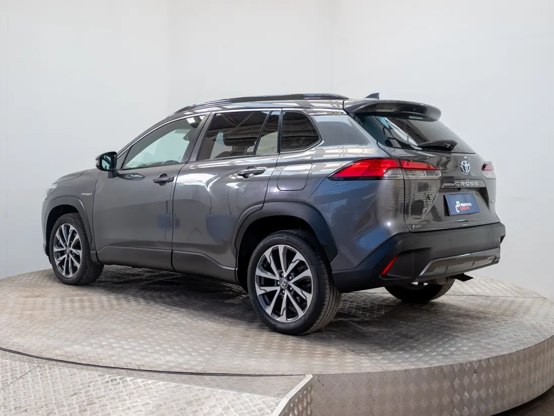 Toyota Corolla — foto 4 de 20