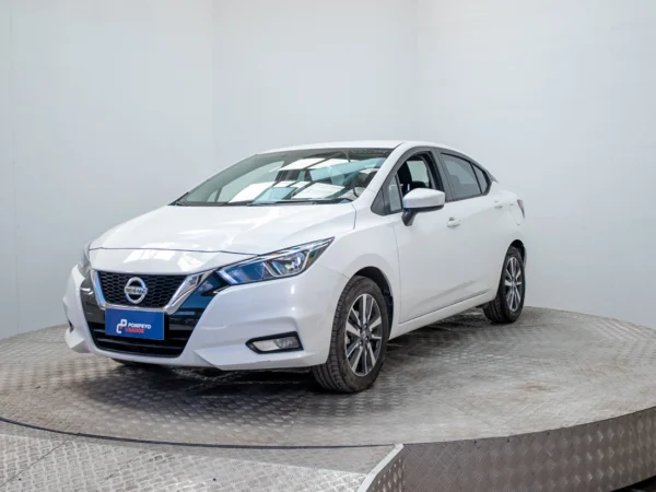 NISSAN VERSA 2023 usado — Pompeyo Carrasco — foto 1