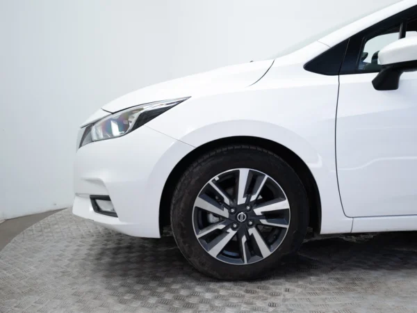 NISSAN VERSA 2023 usado — Pompeyo Carrasco — foto 16