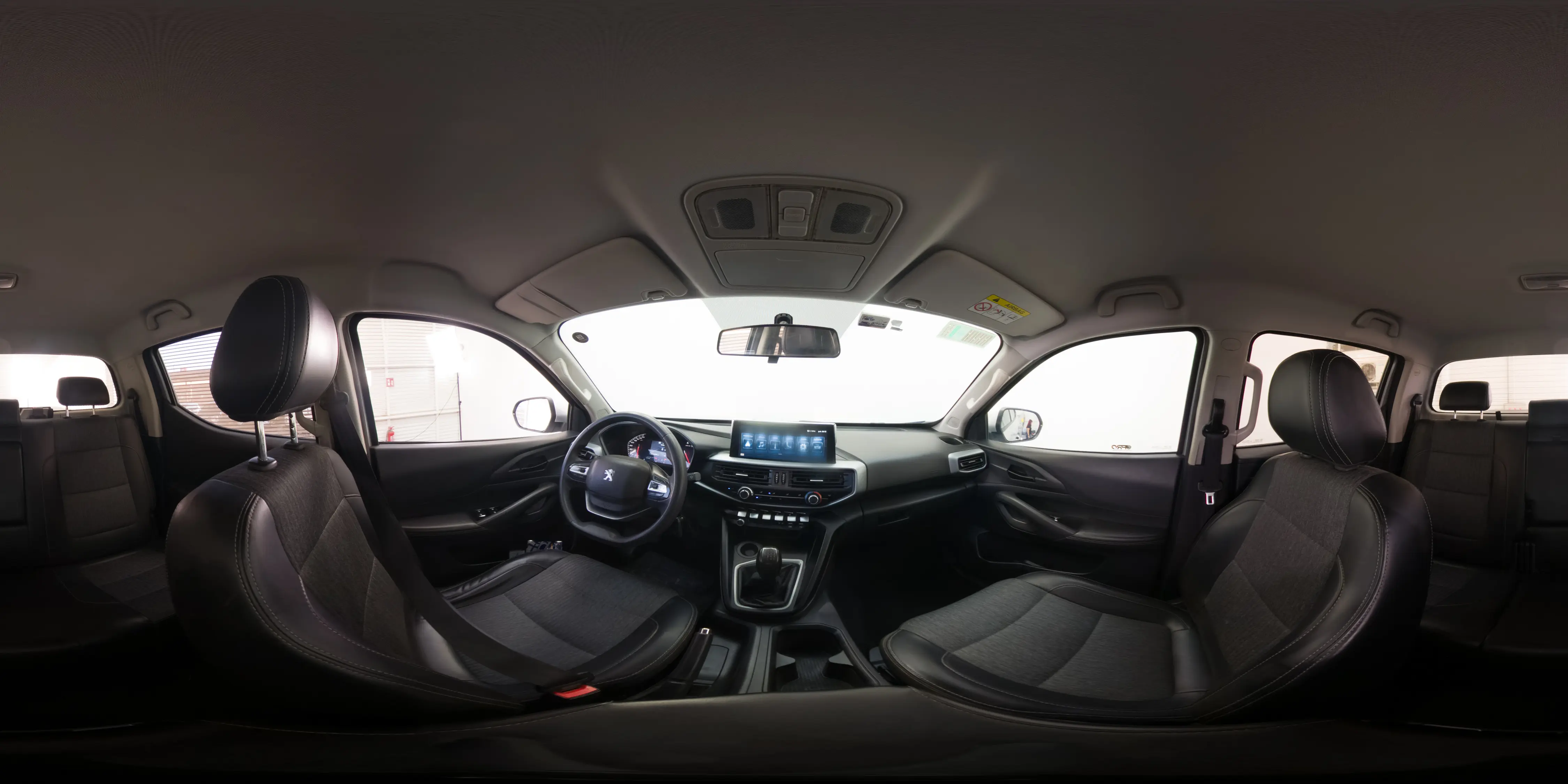 Peugeot Landtrek — foto 17 de 17