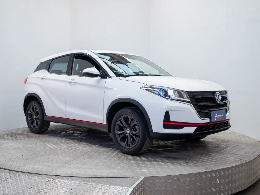 DFSK Suv500 — foto 8 de 18