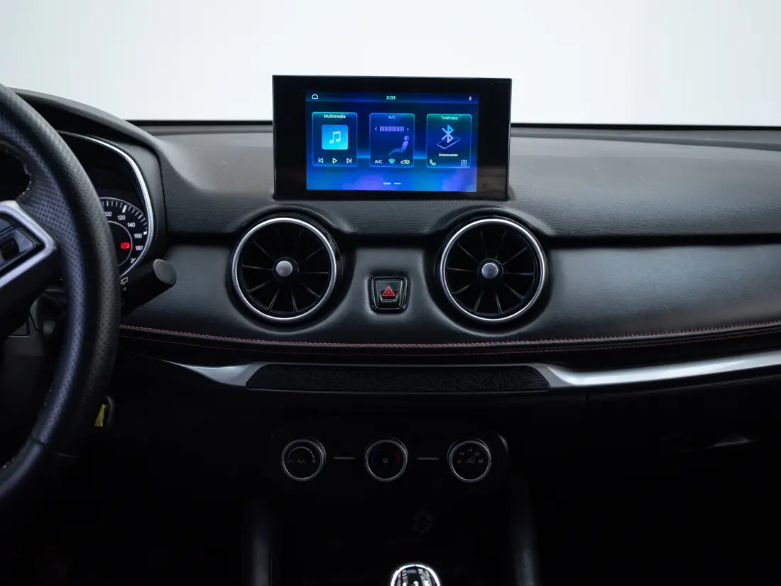 DFSK Suv500 — foto 15 de 18