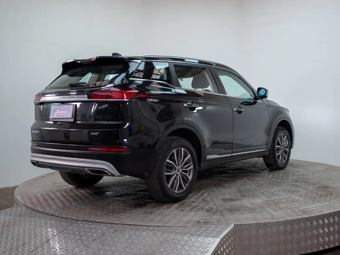 Geely Azkarra — foto 6 de 19