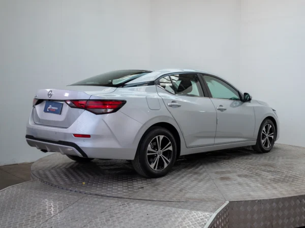 NISSAN SENTRA 2023 usado — Pompeyo Carrasco — foto 6