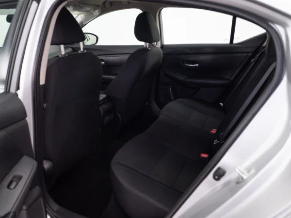 NISSAN SENTRA 2023 usado — Pompeyo Carrasco — foto 13