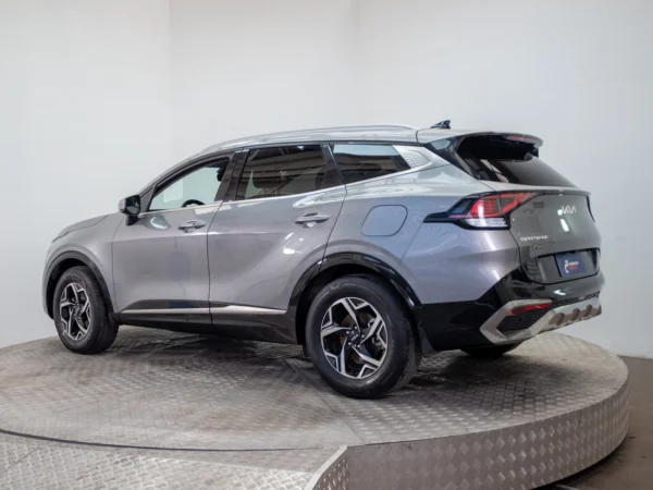 Kia SPORTAGE 2023 usado — Pompeyo Carrasco — foto 4